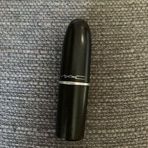 141 - New - Mac lipstick